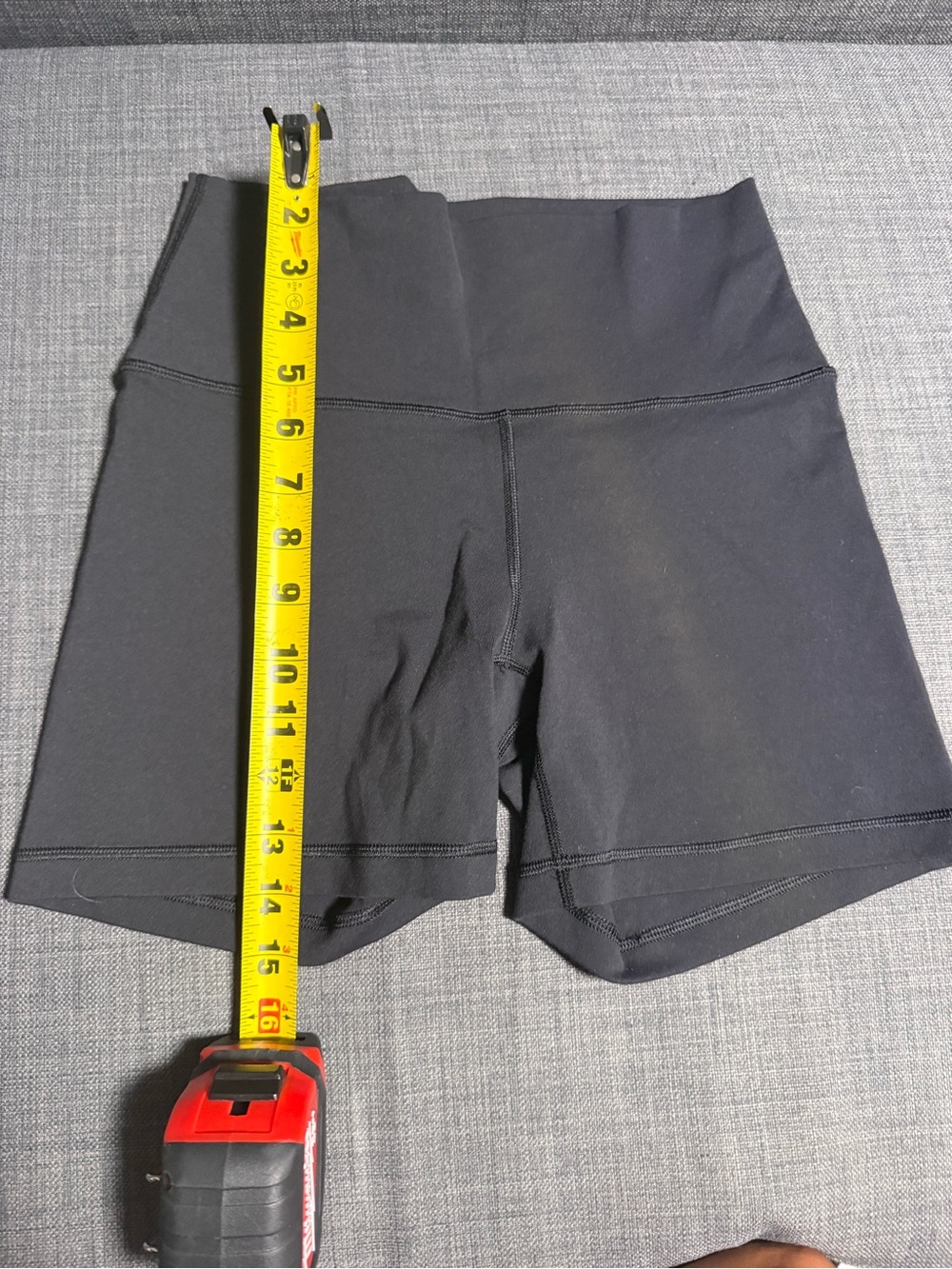 ARitzia TN Action Women's High-Waist Black Bike Shorts